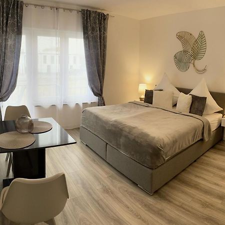 Prime Host Lovely Apartment Karlsruhe Ngoại thất bức ảnh