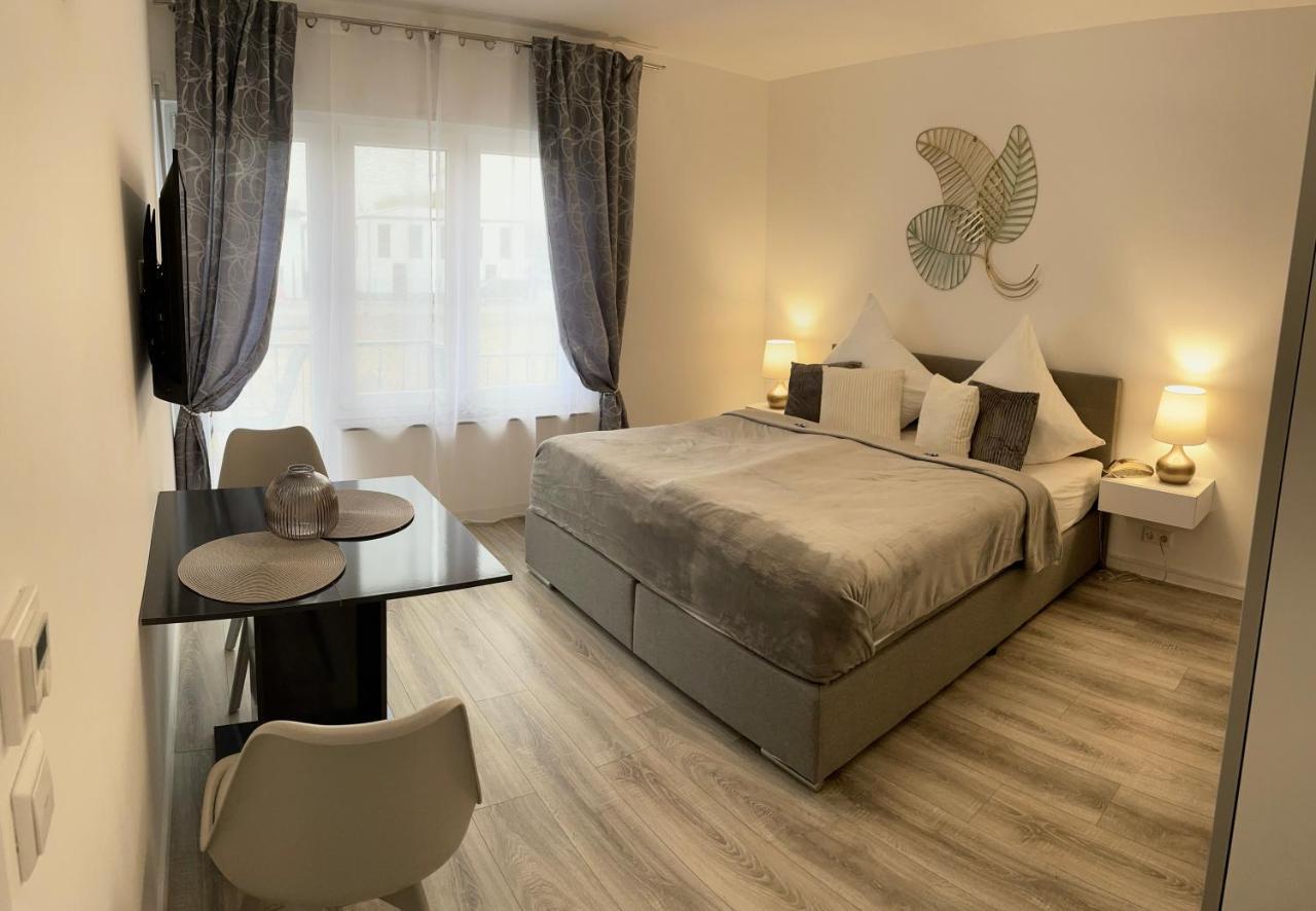 Prime Host Lovely Apartment Karlsruhe Ngoại thất bức ảnh