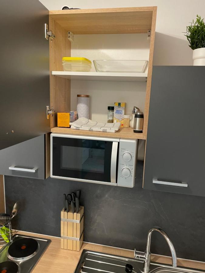 Prime Host Lovely Apartment Karlsruhe Ngoại thất bức ảnh